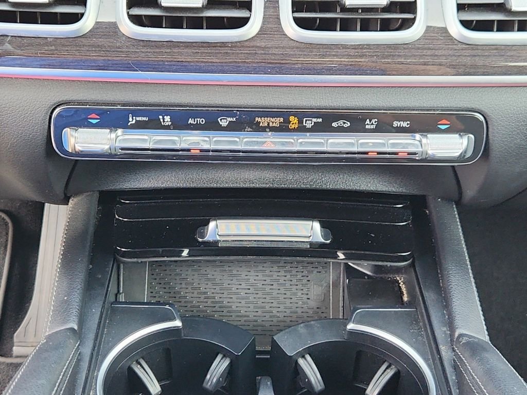2020-Mercedes-ben-Gle_7003-25
