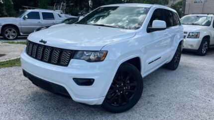 2019 Jeep Grand Cherokee Altitude RWD