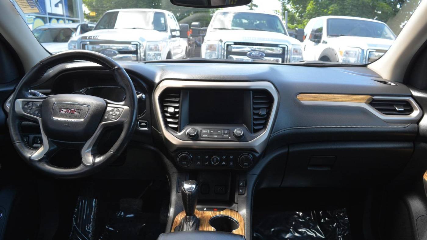 J65UOSF3ESEETTWN5URPHFATIA-cr-1400