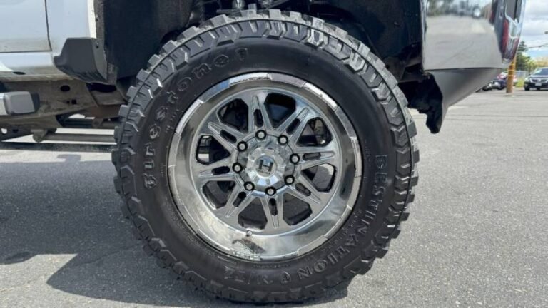2015 Chevrolet Silverado 2500HD LTZ Crew Cab Standard Box 4WD - Bank ...