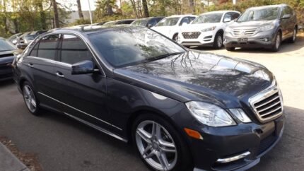 2013 Mercedes-Benz E 350 4MATIC Luxury Sedan