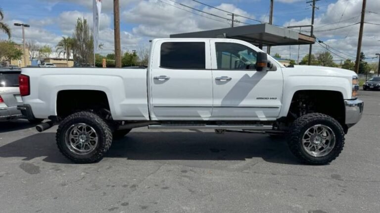 2015 Chevrolet Silverado 2500HD LTZ Crew Cab Standard Box 4WD - Bank ...